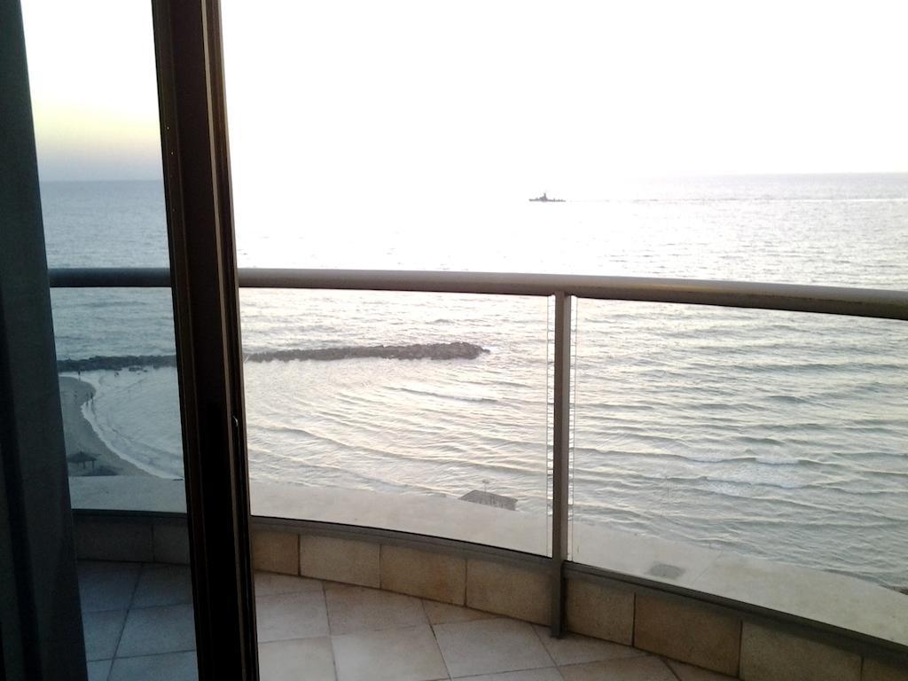 Israel-Haifa Apartments Exteriör bild