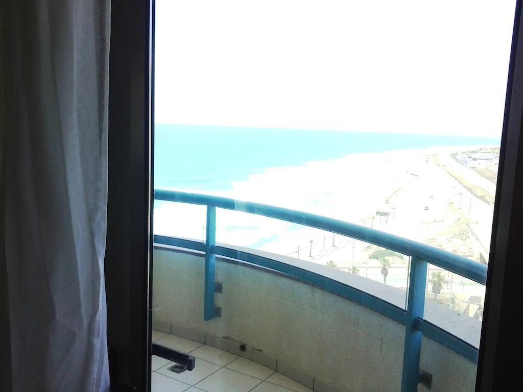 Israel-Haifa Apartments Exteriör bild
