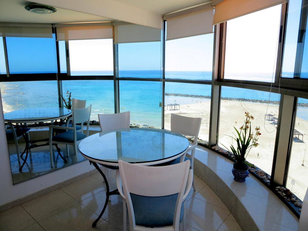 Israel-Haifa Apartments Exteriör bild