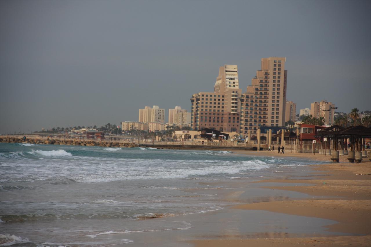 Israel-Haifa Apartments Exteriör bild